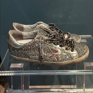 Golden Goose EUC GLITTER SUPERSTAR sneakers worn 2x only